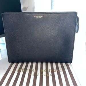 Henri Bendel Toiletry Pouch 🖤